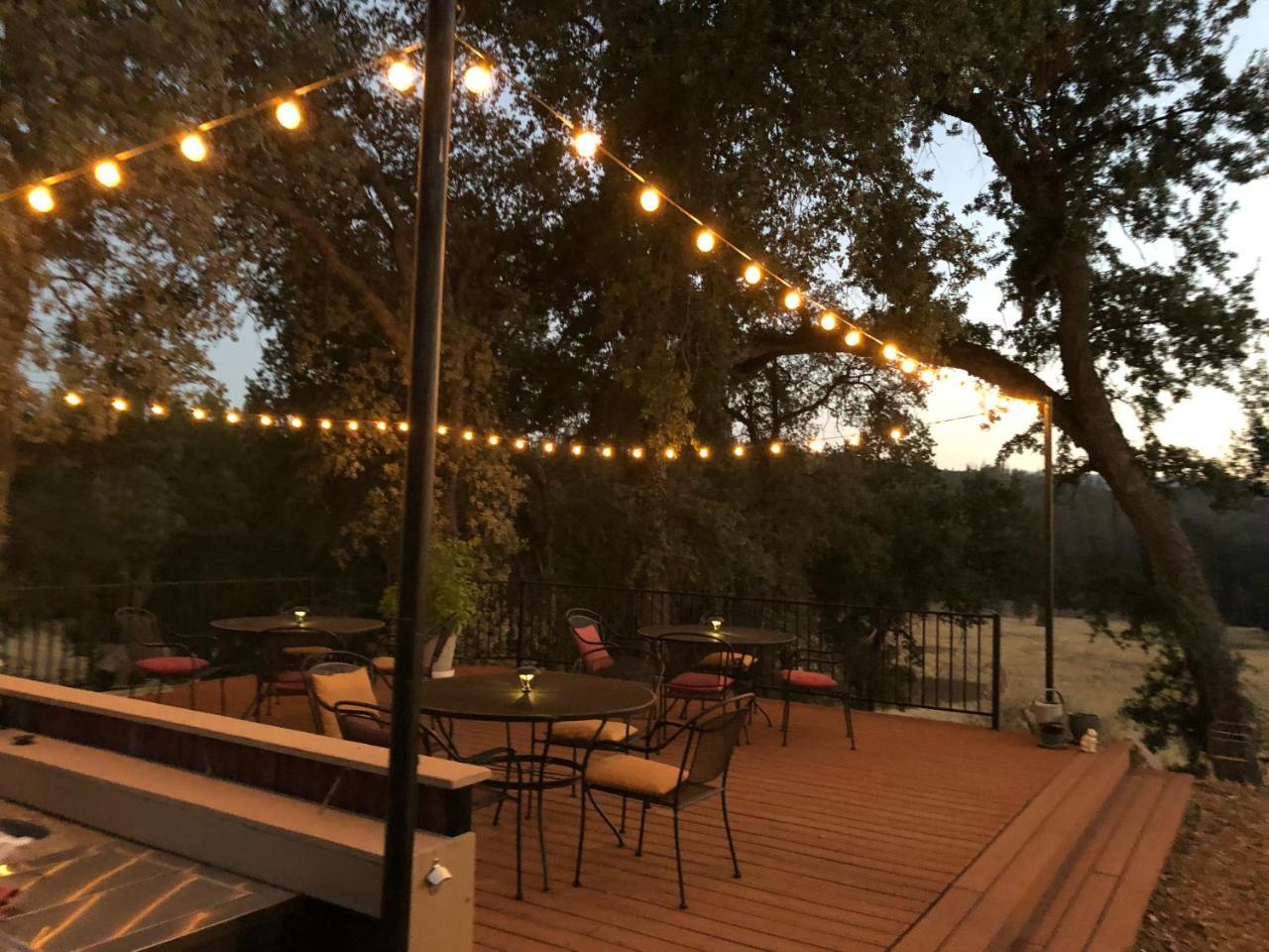 Red Tail Ranch Bed & Breakfast Гроувланд Екстериор снимка